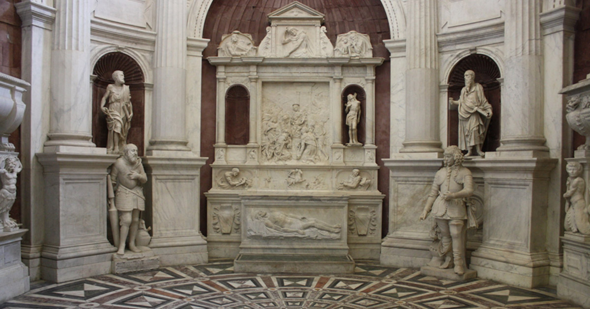 San Giovanni a Carbonara e le mura di Napoli